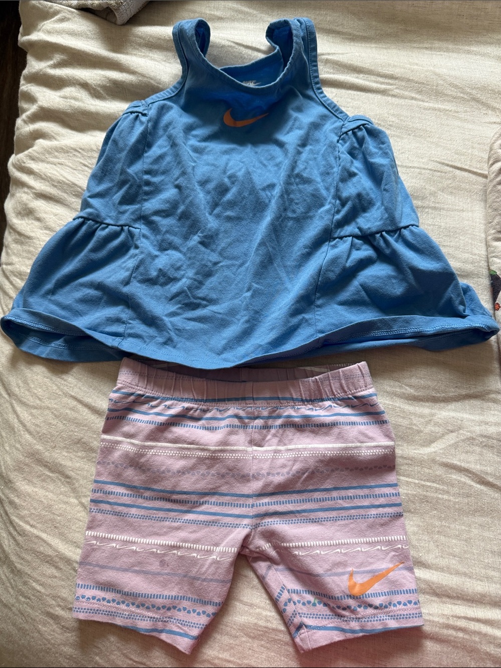 Girls clothing bundle sizes 4-5t